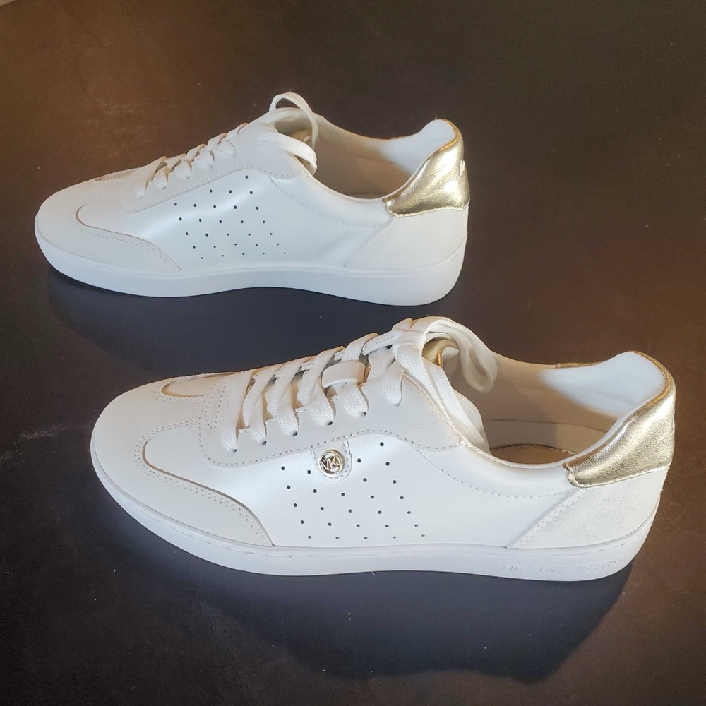 Women’s Michael Kors Scotty Lace Up, Pale Gold Multi, Size 9.5, new without box